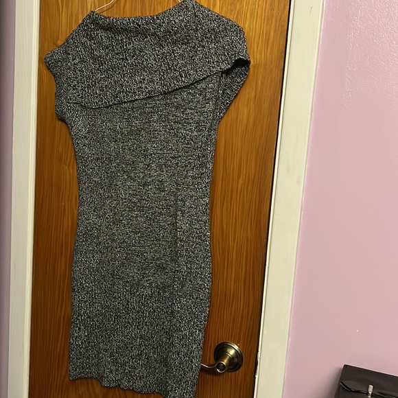 Majora sweater dress or (Bundle 3 for 50) - Picture 4 of 4